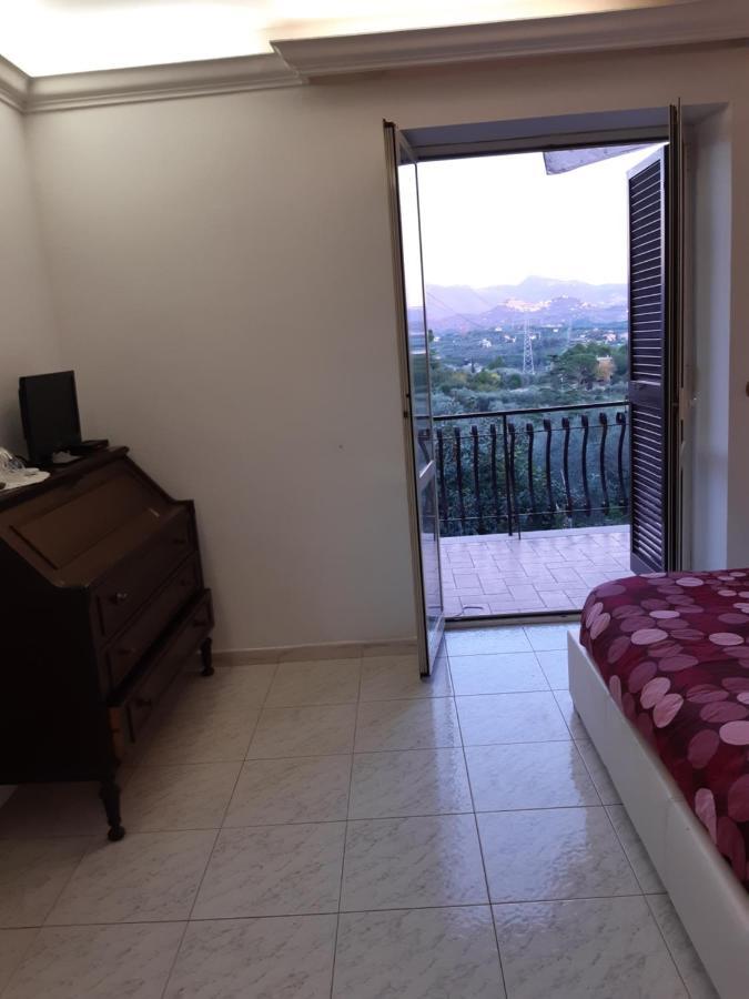 Willa La Casa Tra Gli Ulivi Di Fonte Nuova 2 Mentana Zewnętrze zdjęcie